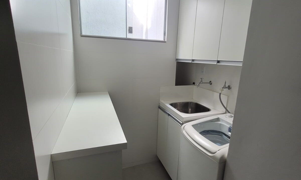 WhatsApp Image 2024-10-15 at 20.02.12 (2)